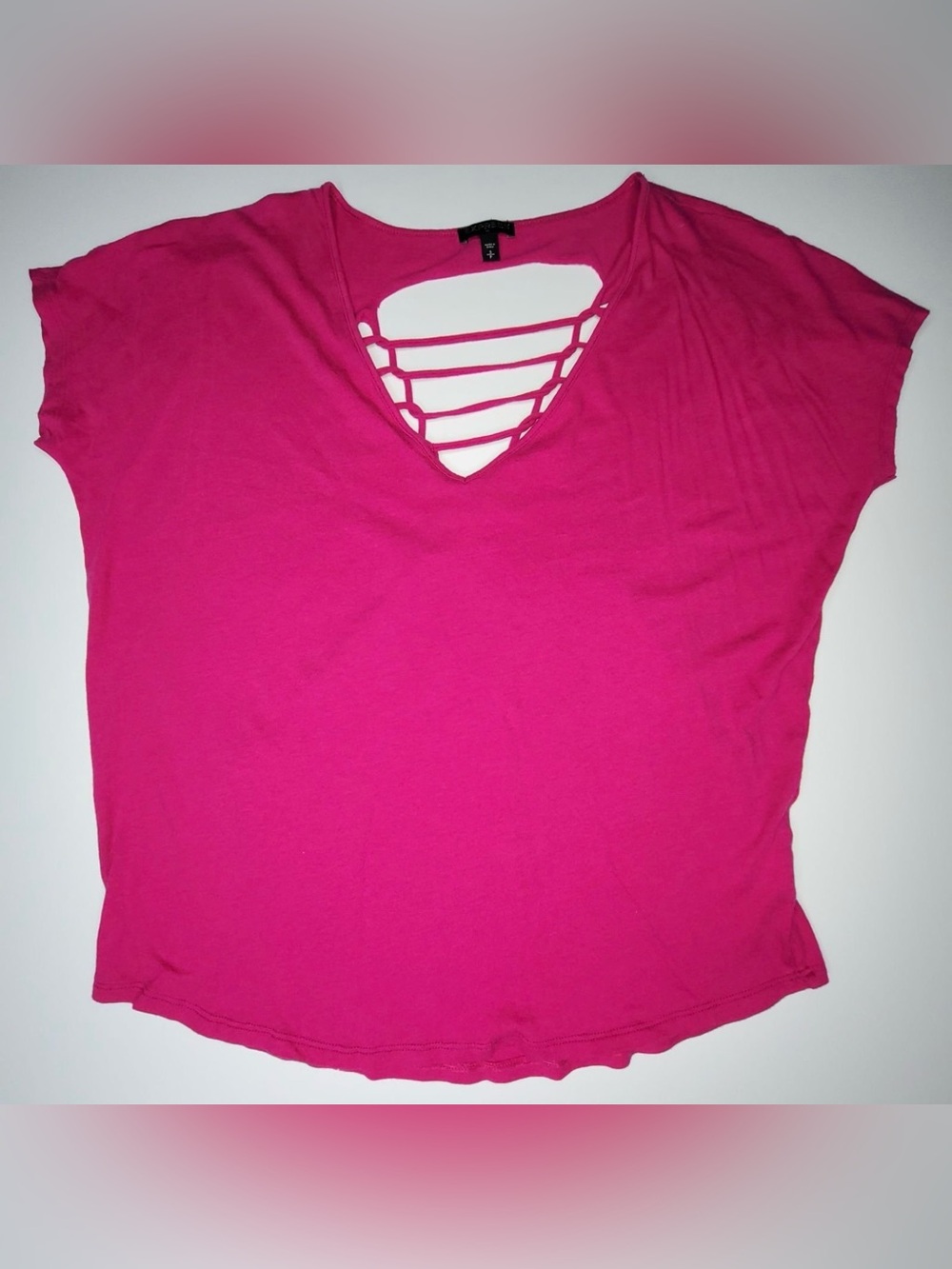 Women's EXPRESS ripped open cutout back top Small